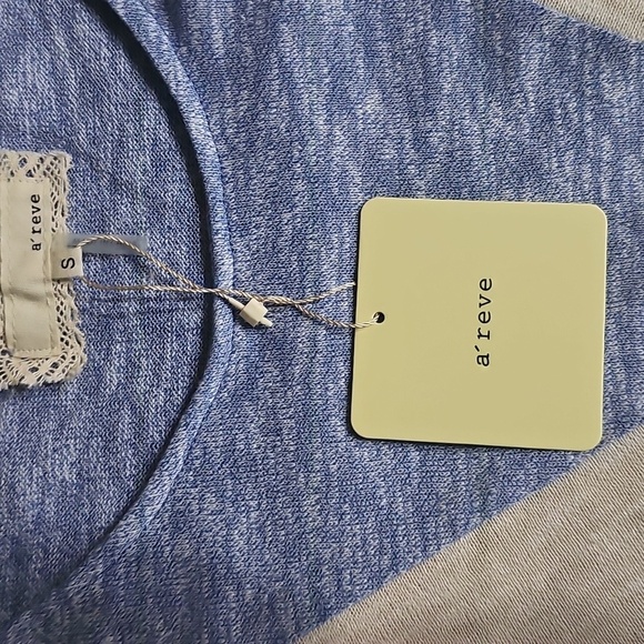 A'reve Womens Chevron V Long Sleeve T Shirt With Ruffle Lace Hem - Picture 3 of 3